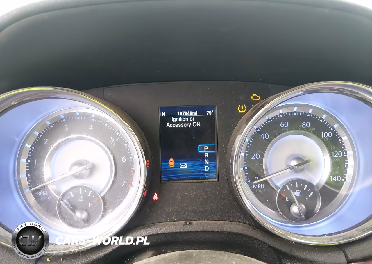 2014 Chrysler 300 VIN:2C3CCAAG4EH288974 - 7