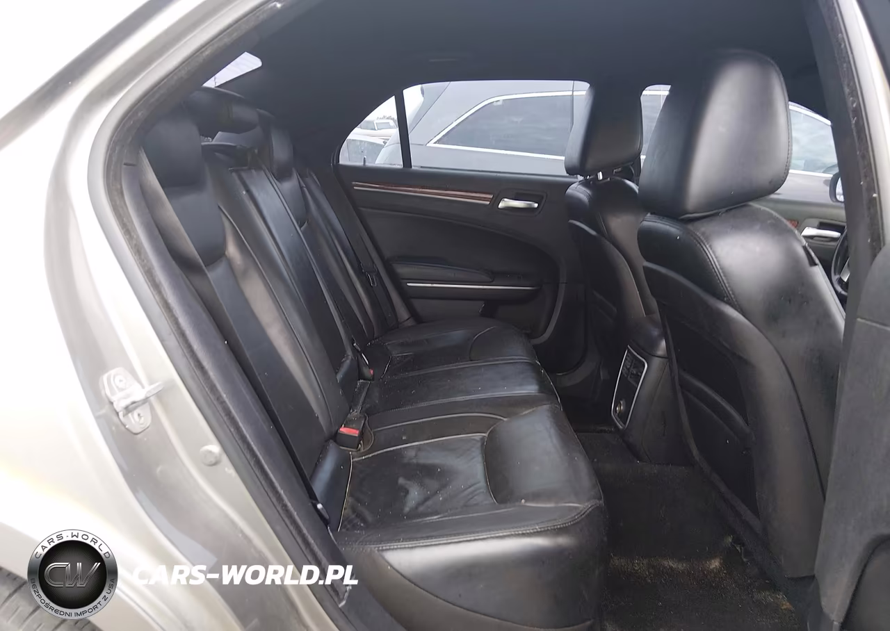 2014 Chrysler 300 VIN:2C3CCAAG4EH288974 - 8