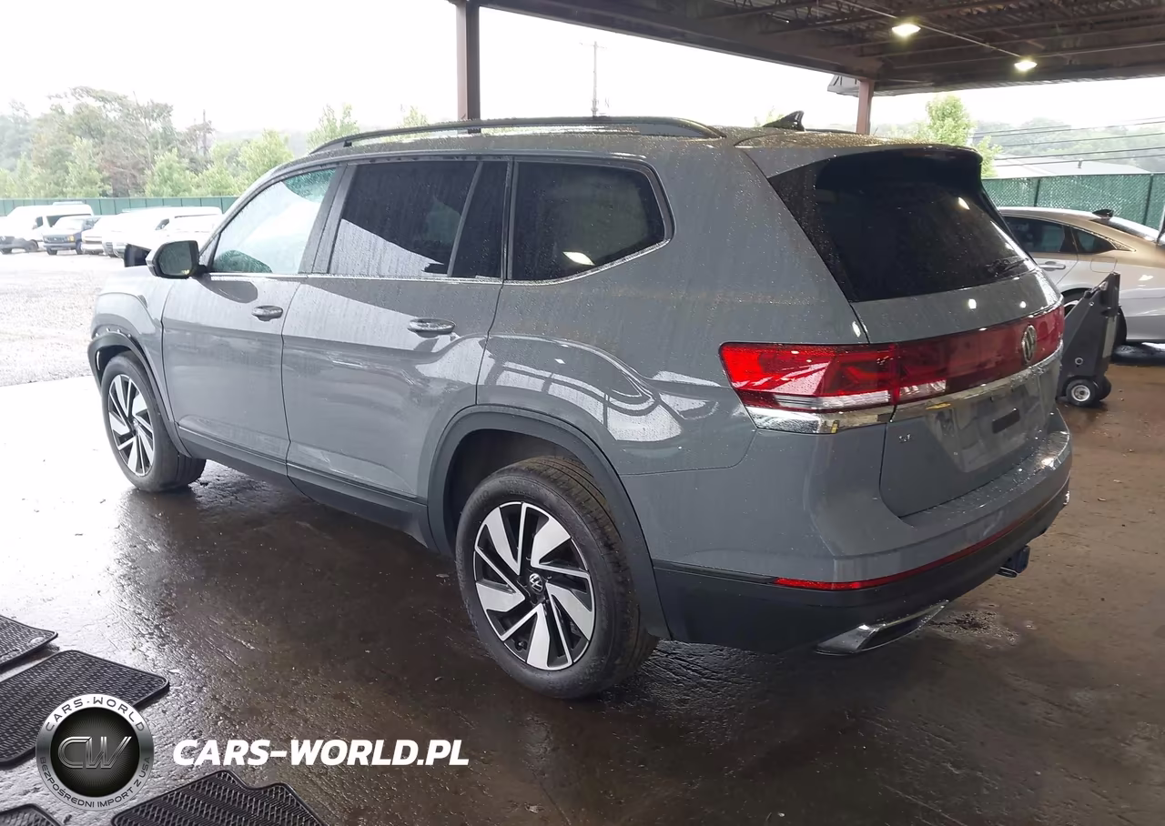 2026 Volkswagen Atlas Se With Technology VIN:1V2KN2CAXTC512375 - 3