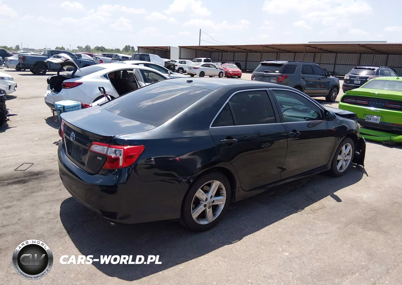 2013 Toyota Camry Se VIN:4T1BF1FK9DU722888 - 4