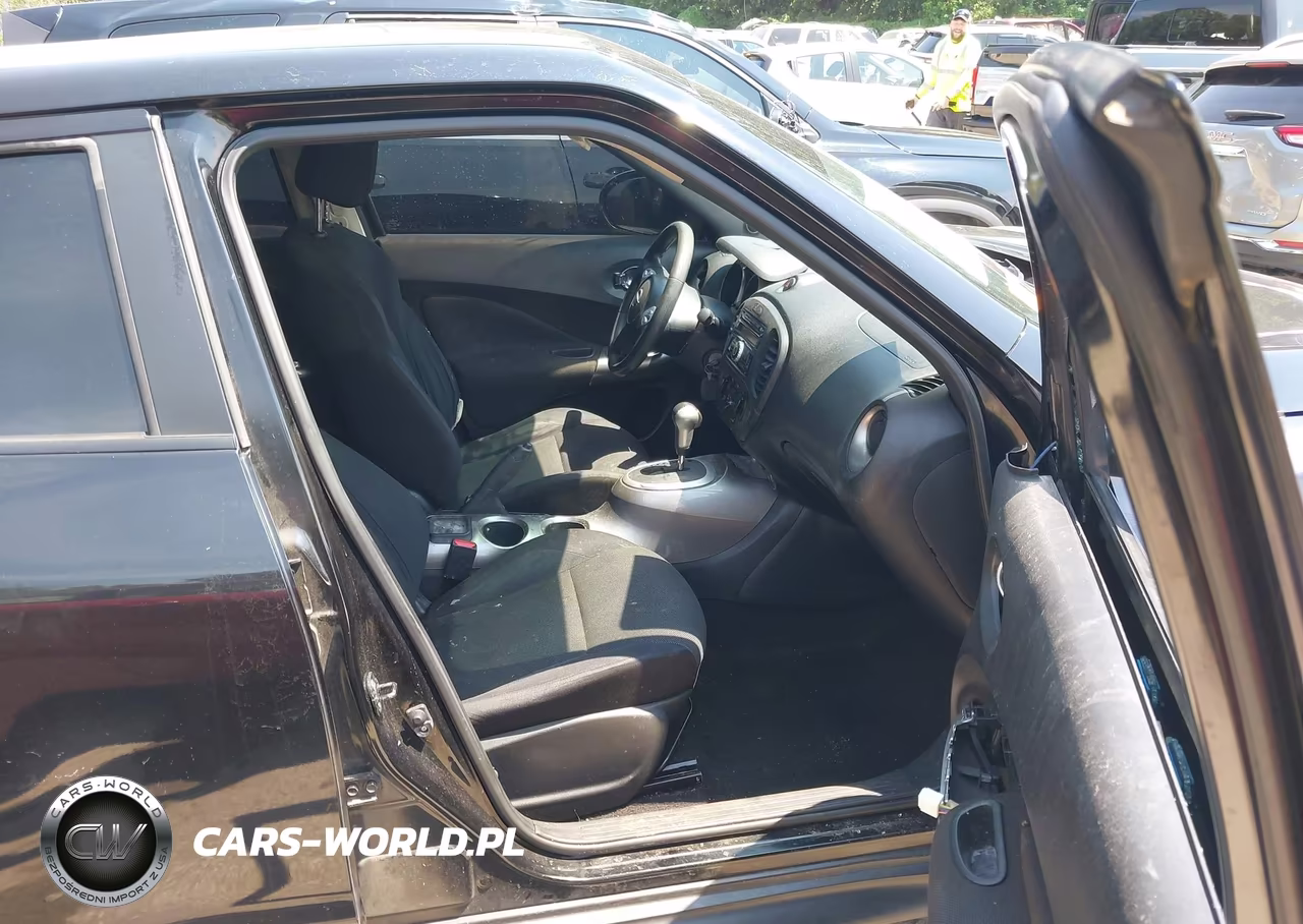 2012 Nissan Juke S VIN:JN8AF5MV2CT125854 - 5