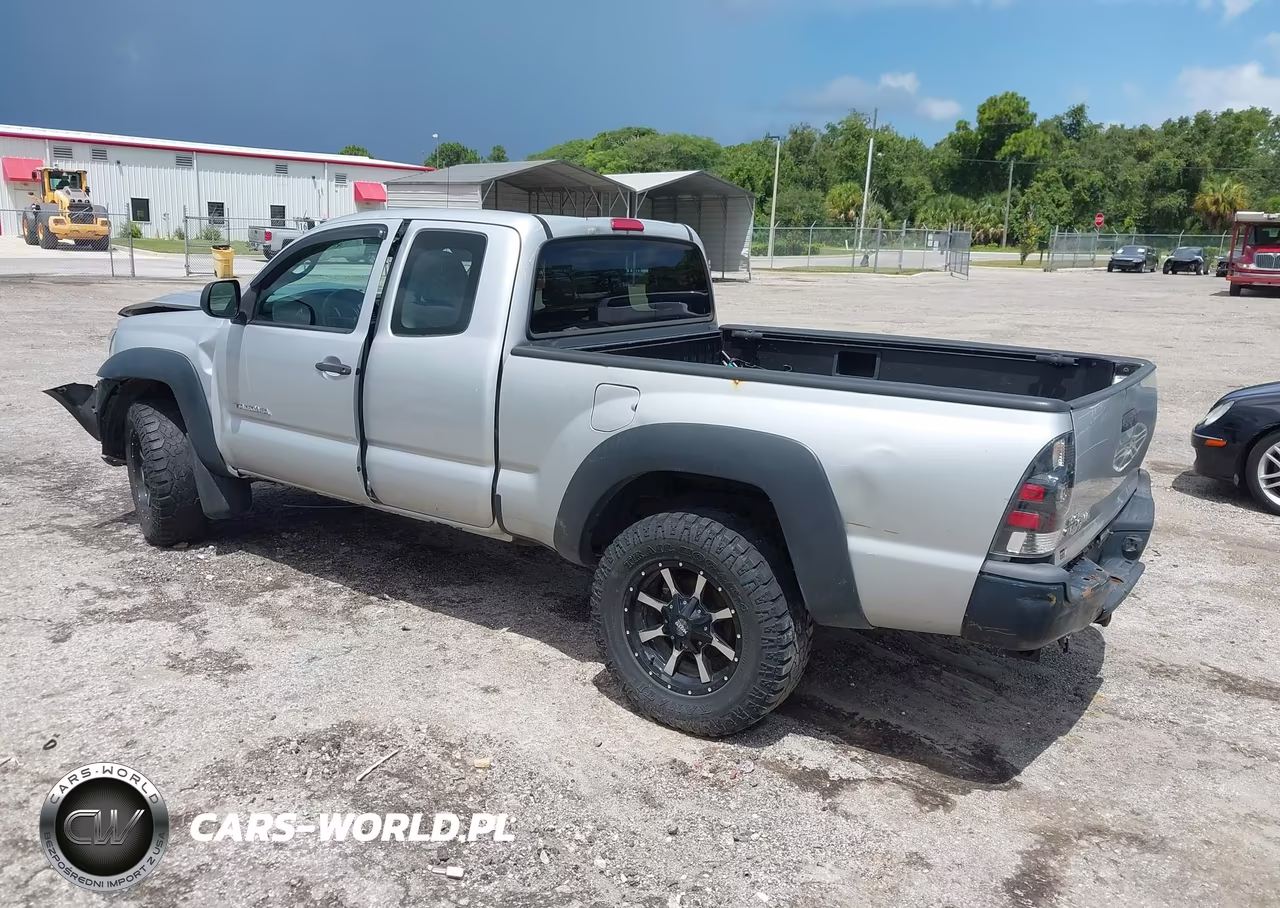 2012 Toyota Tacoma VIN:5TFUX4EN6CX016207 - 3