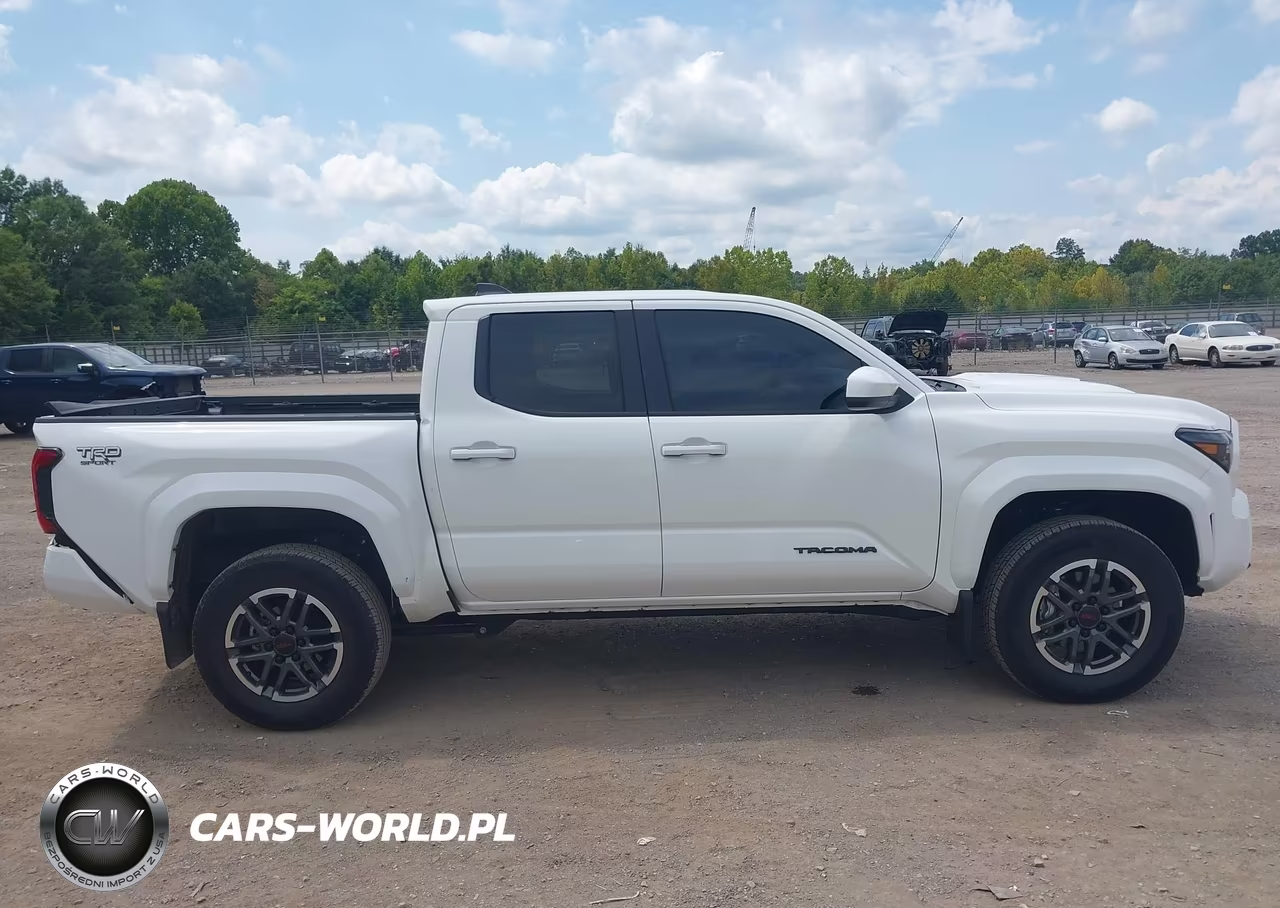 2025 Toyota Tacoma VIN:3TMLB5JN4SM205450 - 13