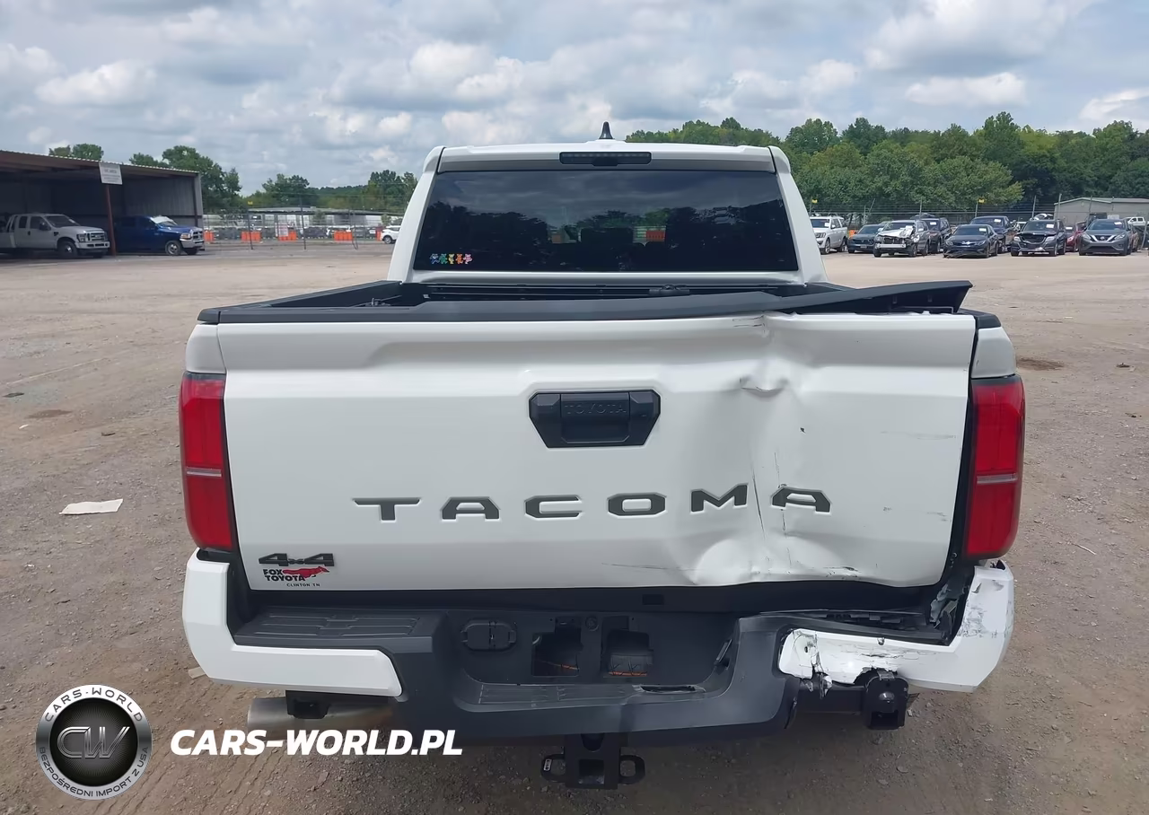 2025 Toyota Tacoma VIN:3TMLB5JN4SM205450 - 16