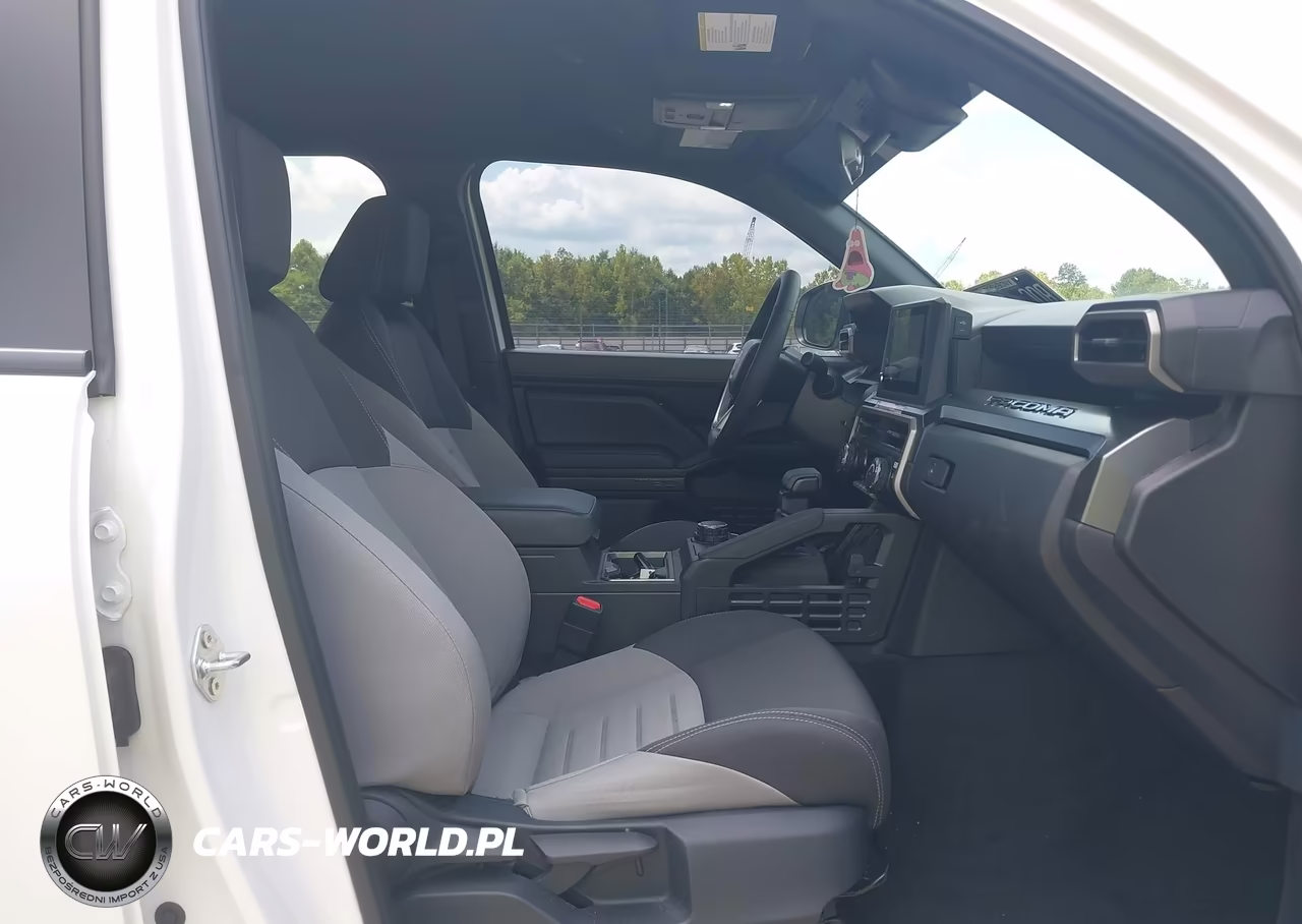 2025 Toyota Tacoma VIN:3TMLB5JN4SM205450 - 5