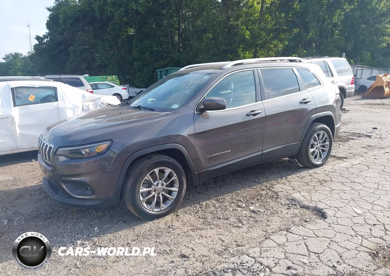 2019 Jeep Cherokee Latitude Plus Fwd VIN:1C4PJLLXXKD243414 - 2