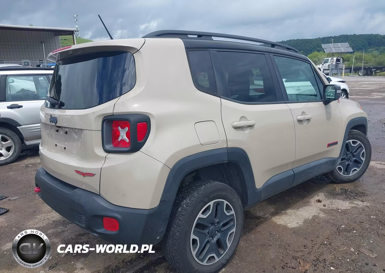 2016 Jeep Renegade Trailhawk VIN:ZACCJBCT9GPD65583 - 4