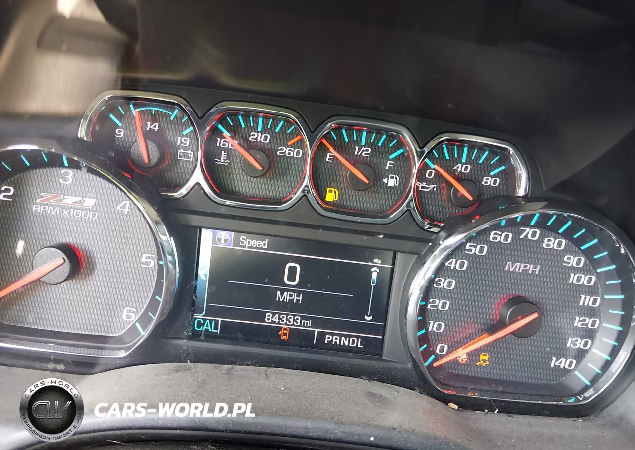 2018 Chevrolet Silverado 1500 2Lt VIN:3GCUKREC8JG334843 - 15