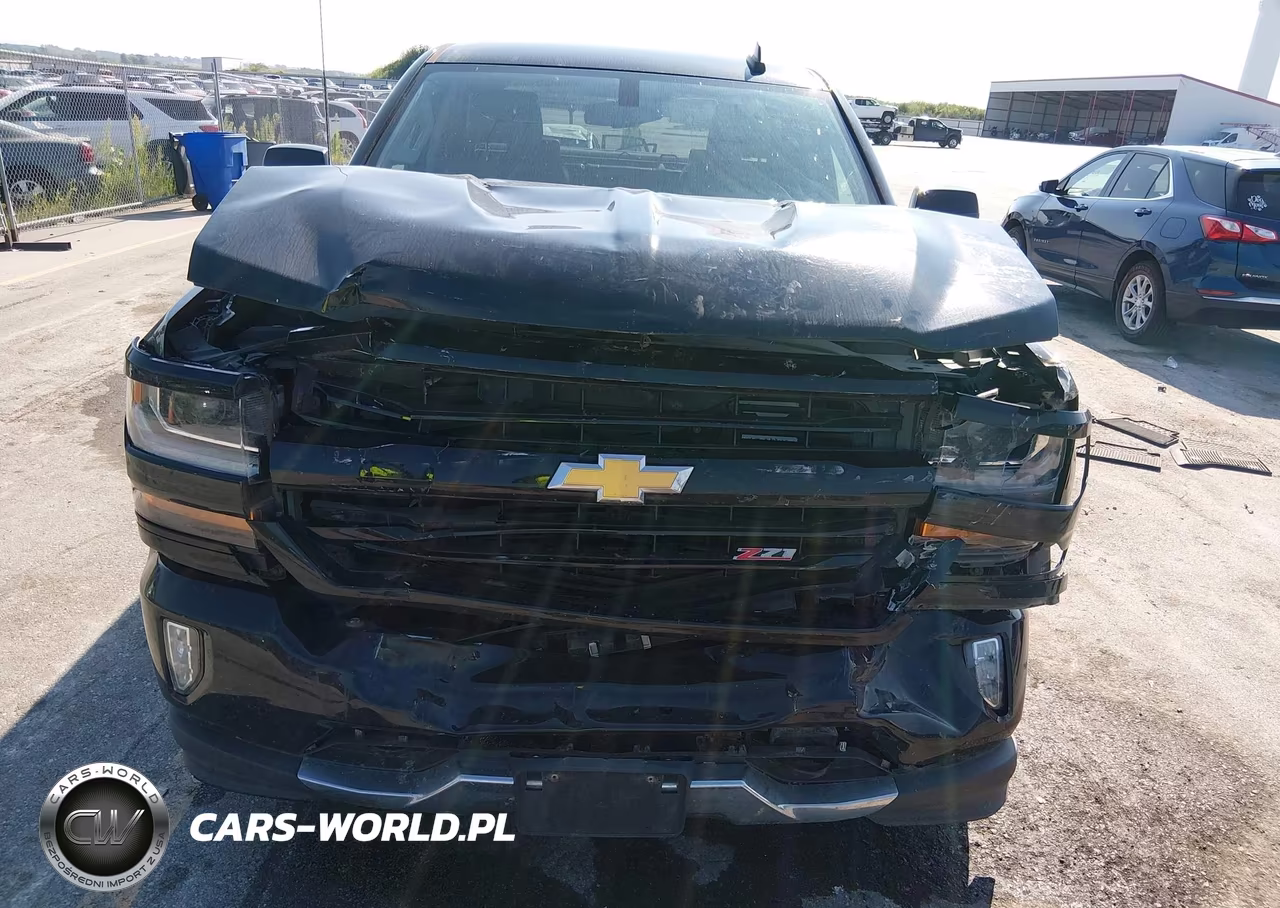 2018 Chevrolet Silverado 1500 2Lt VIN:3GCUKREC8JG334843 - 6