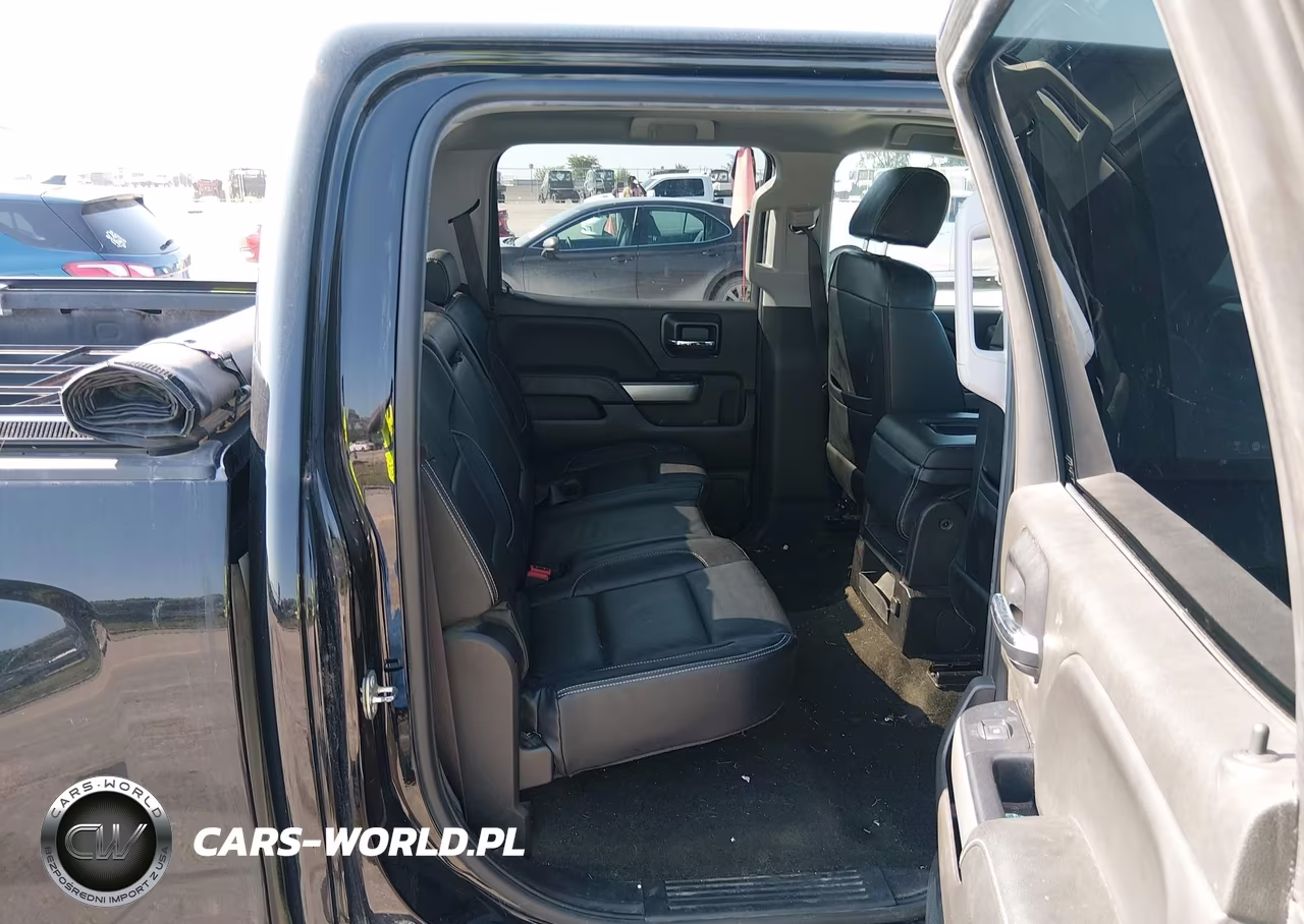 2018 Chevrolet Silverado 1500 2Lt VIN:3GCUKREC8JG334843 - 8