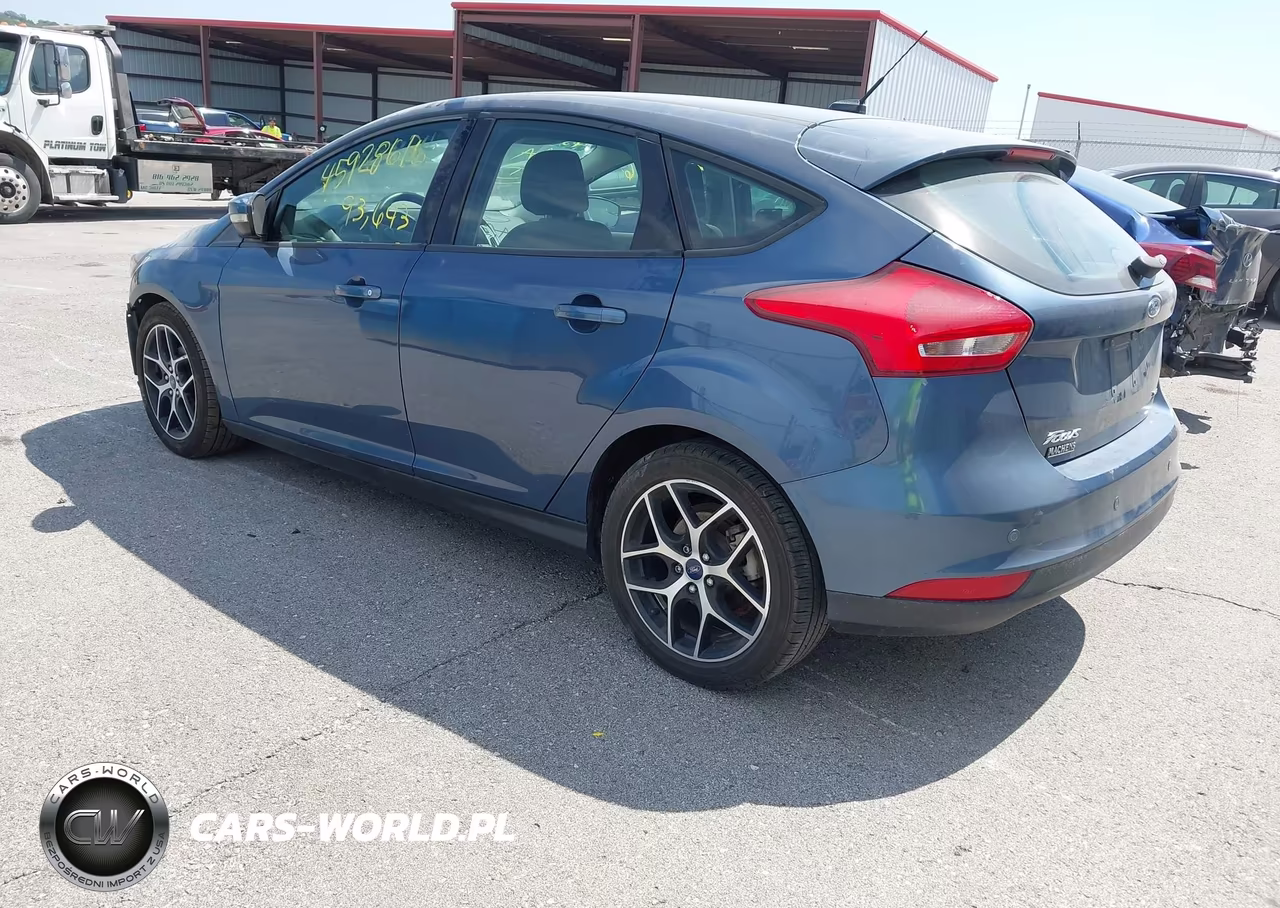 2018 Ford Focus Sel VIN:1FADP3M24JL244413 - 3