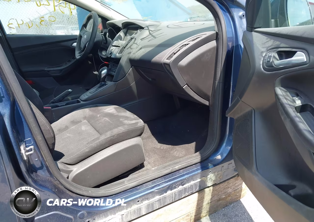2018 Ford Focus Sel VIN:1FADP3M24JL244413 - 5
