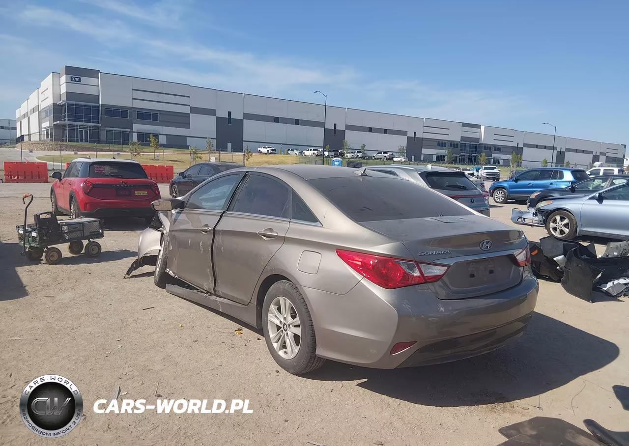 2014 Hyundai Sonata Gls VIN:5NPEB4AC5EH914738 - 3