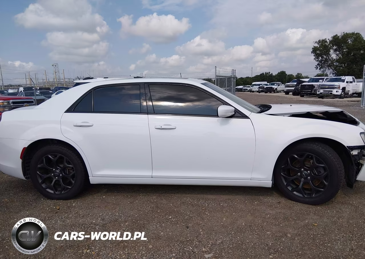 2020 Chrysler 300 300S Awd VIN:2C3CCAGGXLH146214 - 13