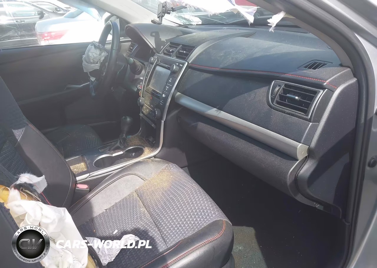 2015 Toyota Camry Se VIN:4T1BF1FK5FU044658 - 5
