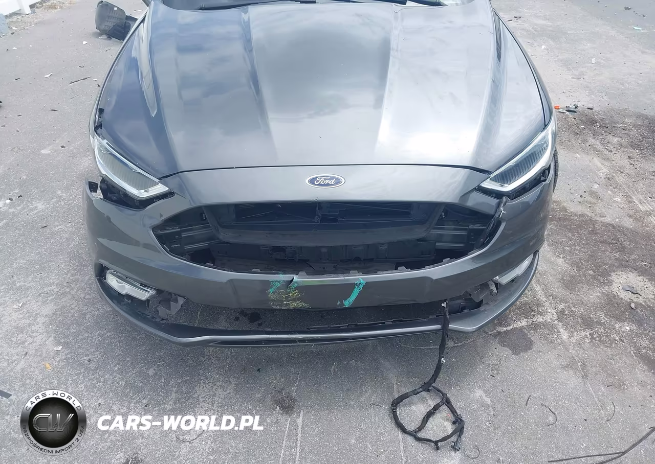 2018 Ford Fusion Hybrid Titanium VIN:3FA6P0RU8JR127811 - 6