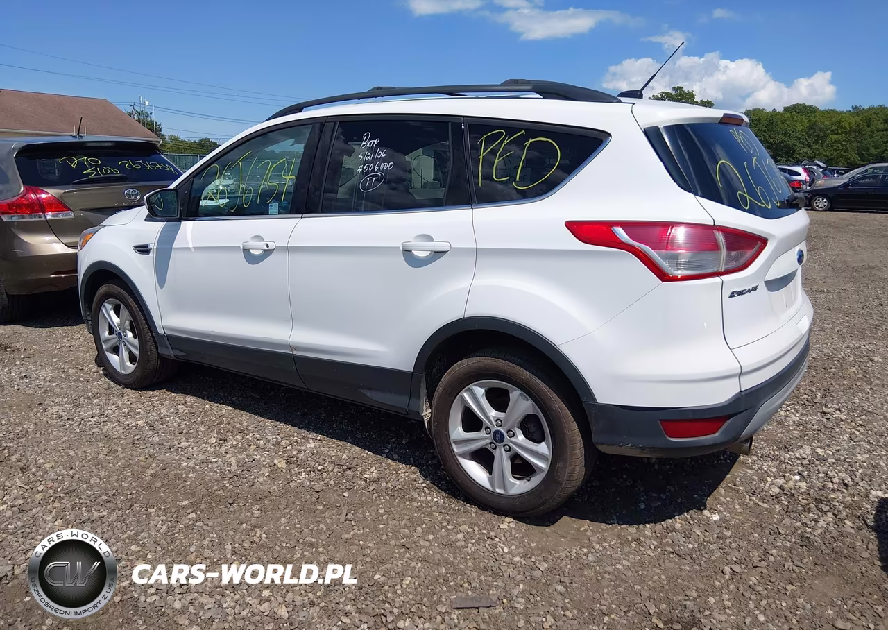 2013 Ford Escape Se VIN:1FMCU9G9XDUD35108 - 3