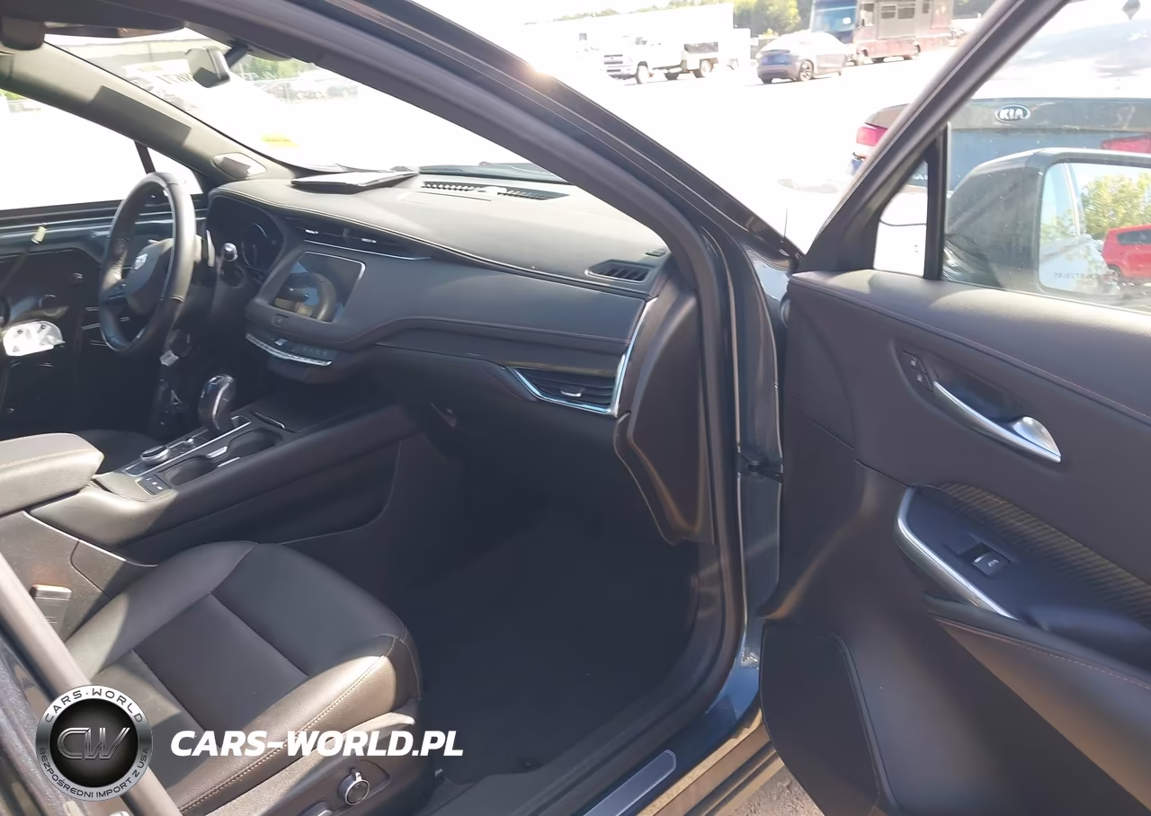 2019 Cadillac Xt4 Sport VIN:1GYFZER49KF172265 - 5