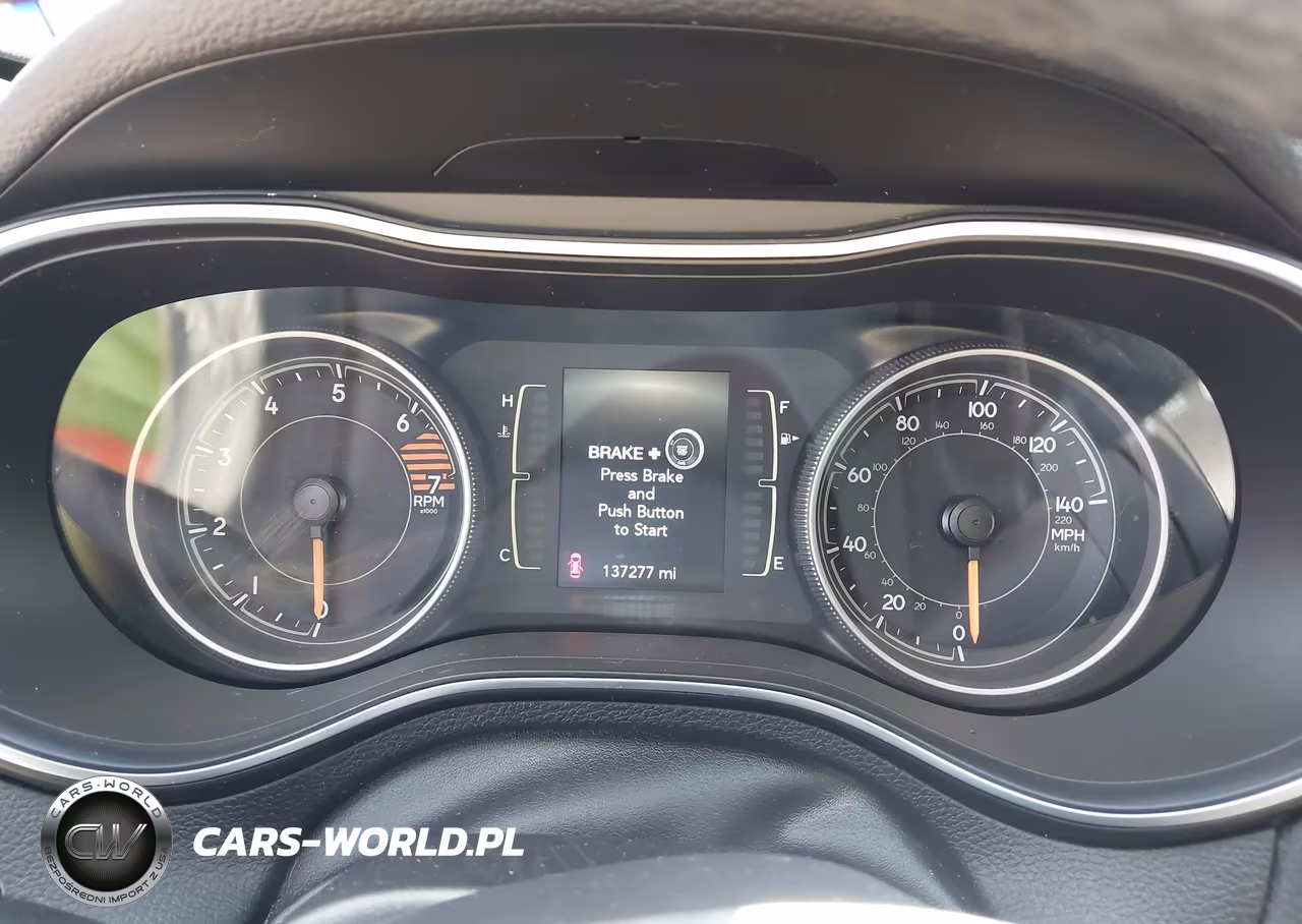 2019 Jeep Cherokee Latitude Plus Fwd VIN:1C4PJLLB0KD176150 - 7