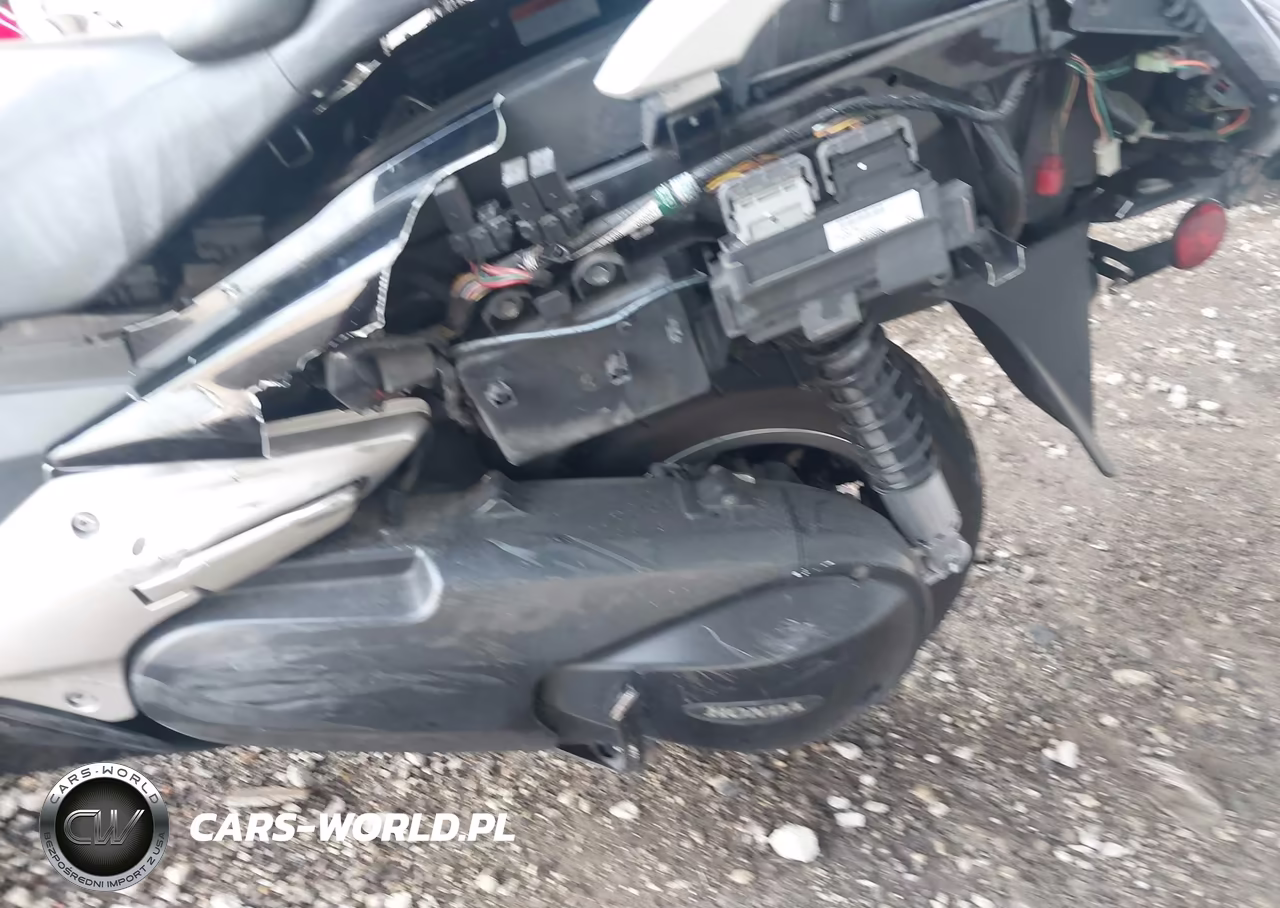 2013 Honda Fsc600 A VIN:JH2PF0149DK100341 - 9