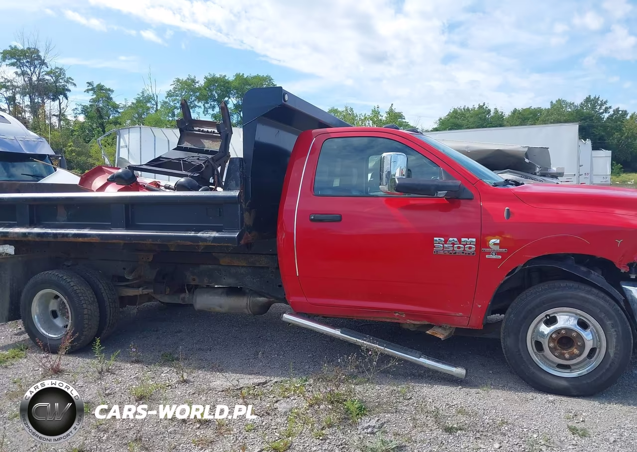 2016 Ram 3500 Chassis Tradesman-Slt VIN:3C7WRTBL8GG267940 - 14