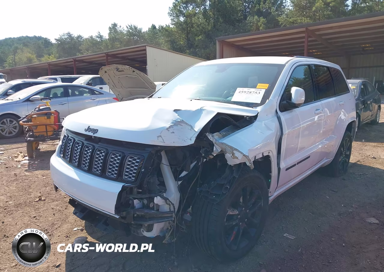 2020 Jeep Grand Cherokee Altitude 4X4 VIN:1C4RJFAG3LC272953 - 6