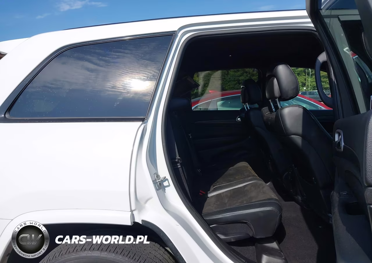 2020 Jeep Grand Cherokee Altitude 4X4 VIN:1C4RJFAG3LC272953 - 8
