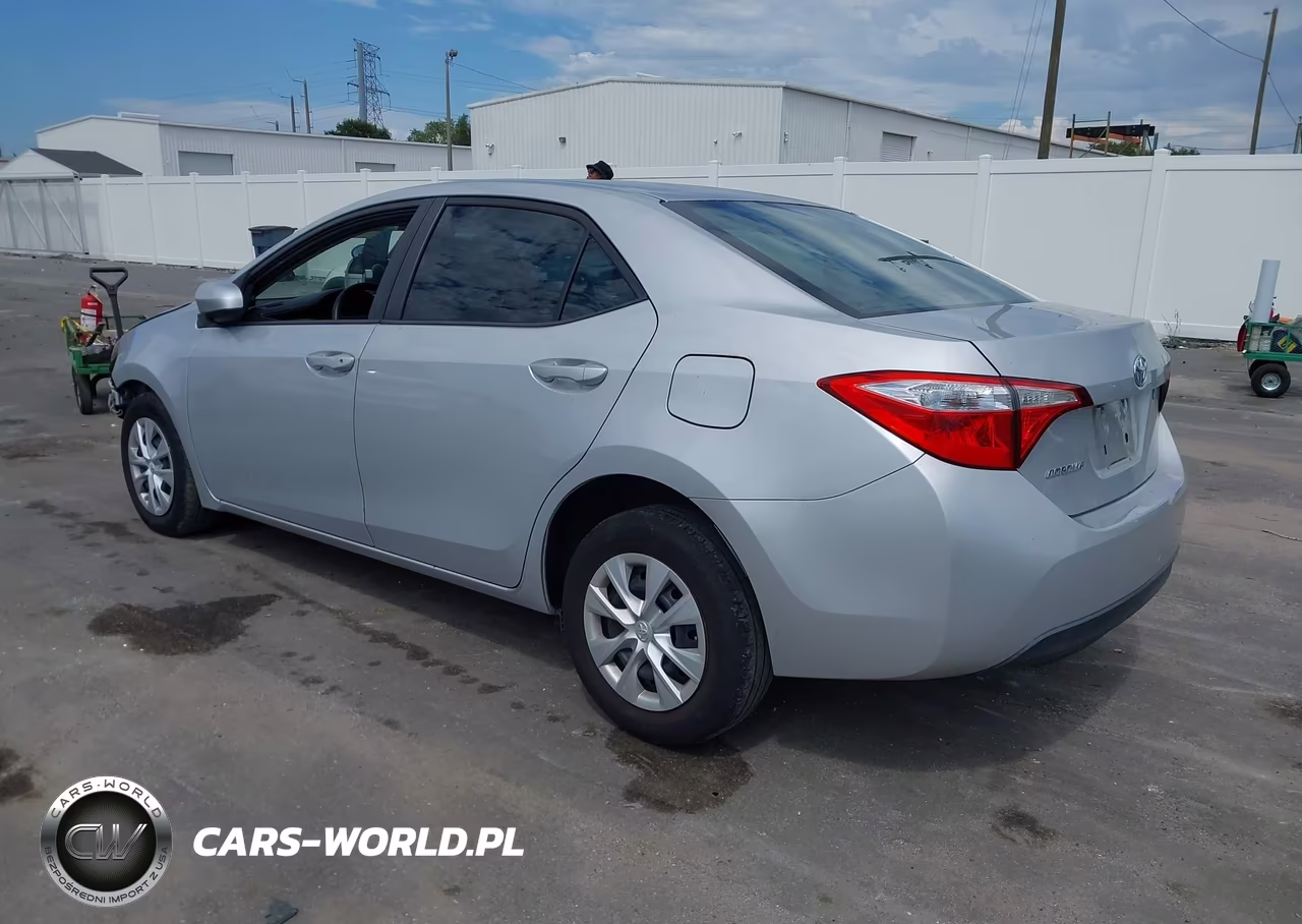 2016 Toyota Corolla L VIN:2T1BURHE3GC518010 - 3