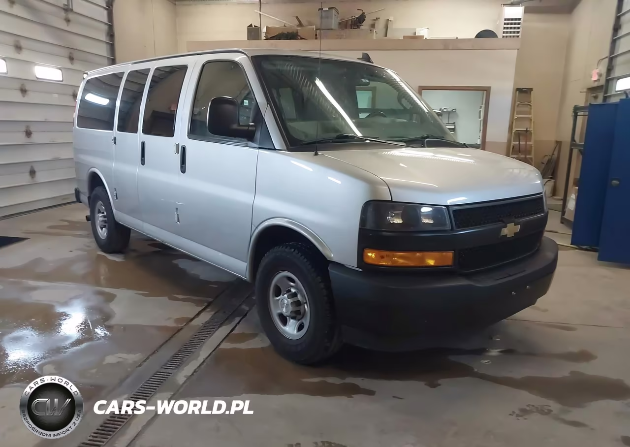 2018 Chevrolet Express 2500 Ls VIN:1GAWGEFG4J1289170 - 1