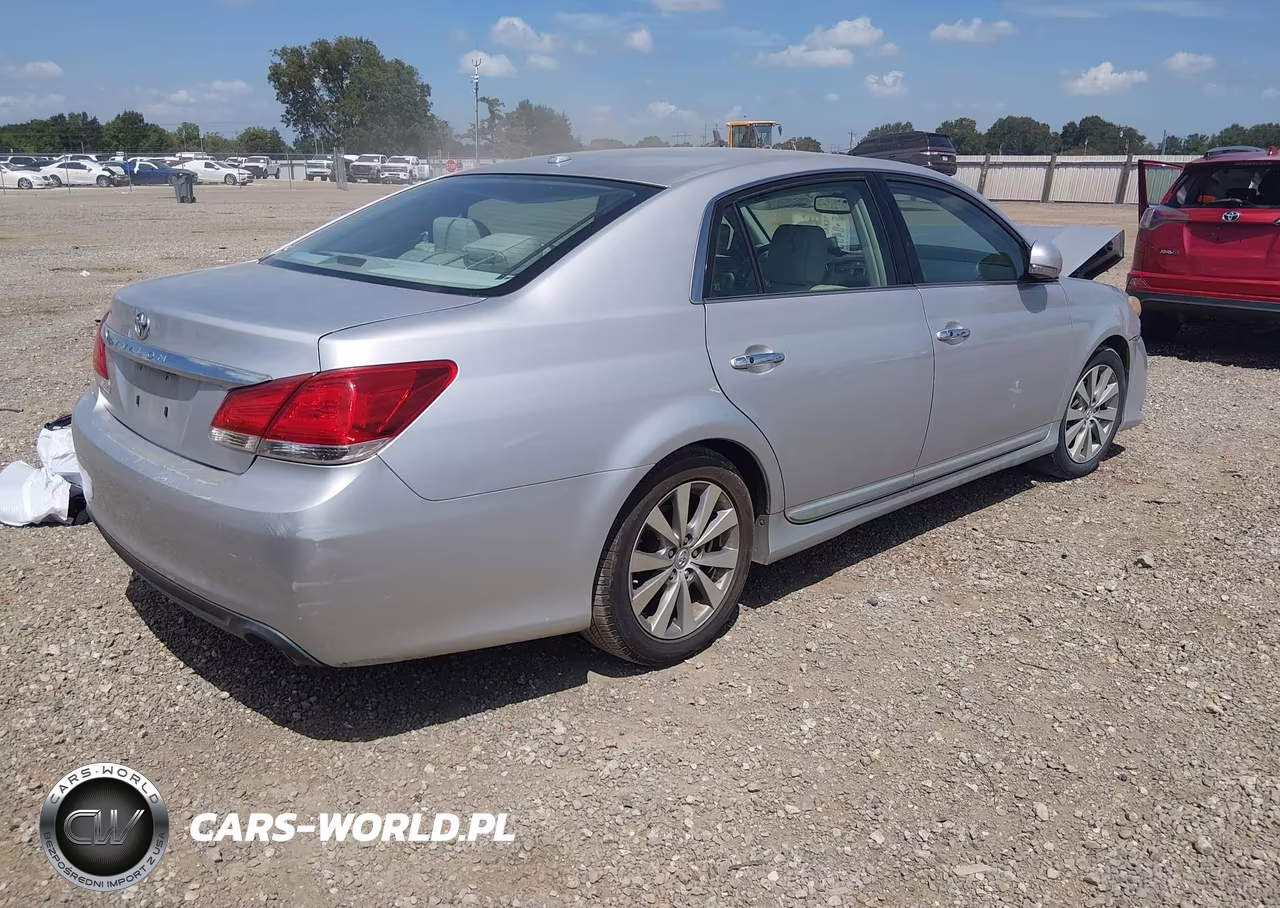 2011 Toyota Avalon Limited VIN:4T1BK3DBXBU390905 - 4