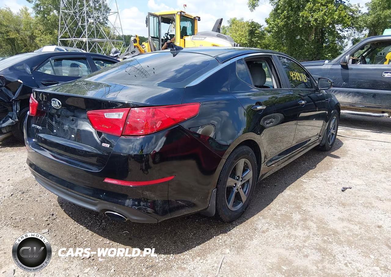2015 Kia Optima Lx VIN:5XXGM4A78FG506236 - 4