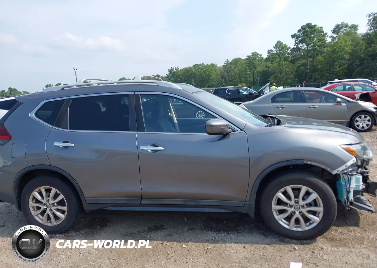 2019 Nissan Rogue S VIN:5N1AT2MT3KC844817 - 13