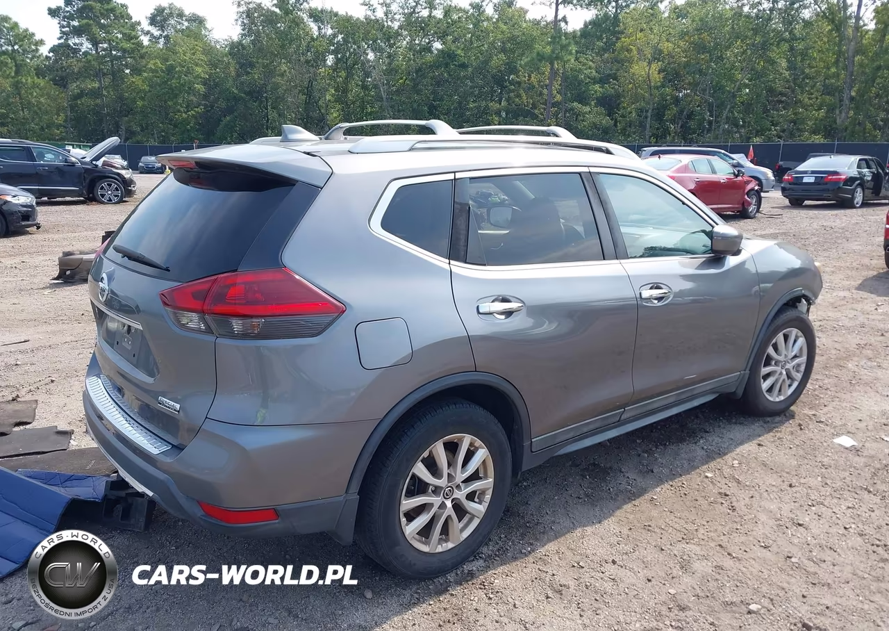2019 Nissan Rogue S VIN:5N1AT2MT3KC844817 - 4