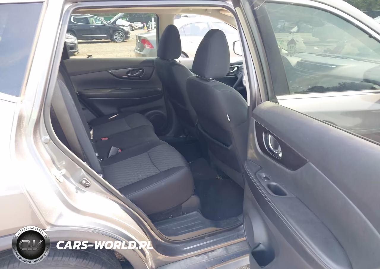 2019 Nissan Rogue S VIN:5N1AT2MT3KC844817 - 8
