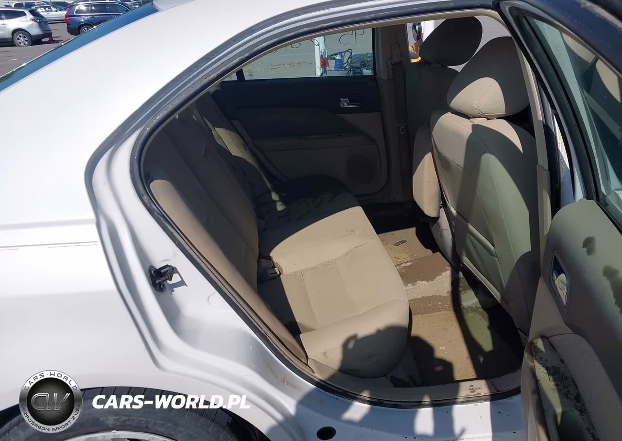 2011 Ford Fusion Se VIN:3FAHP0HAXBR138990 - 8