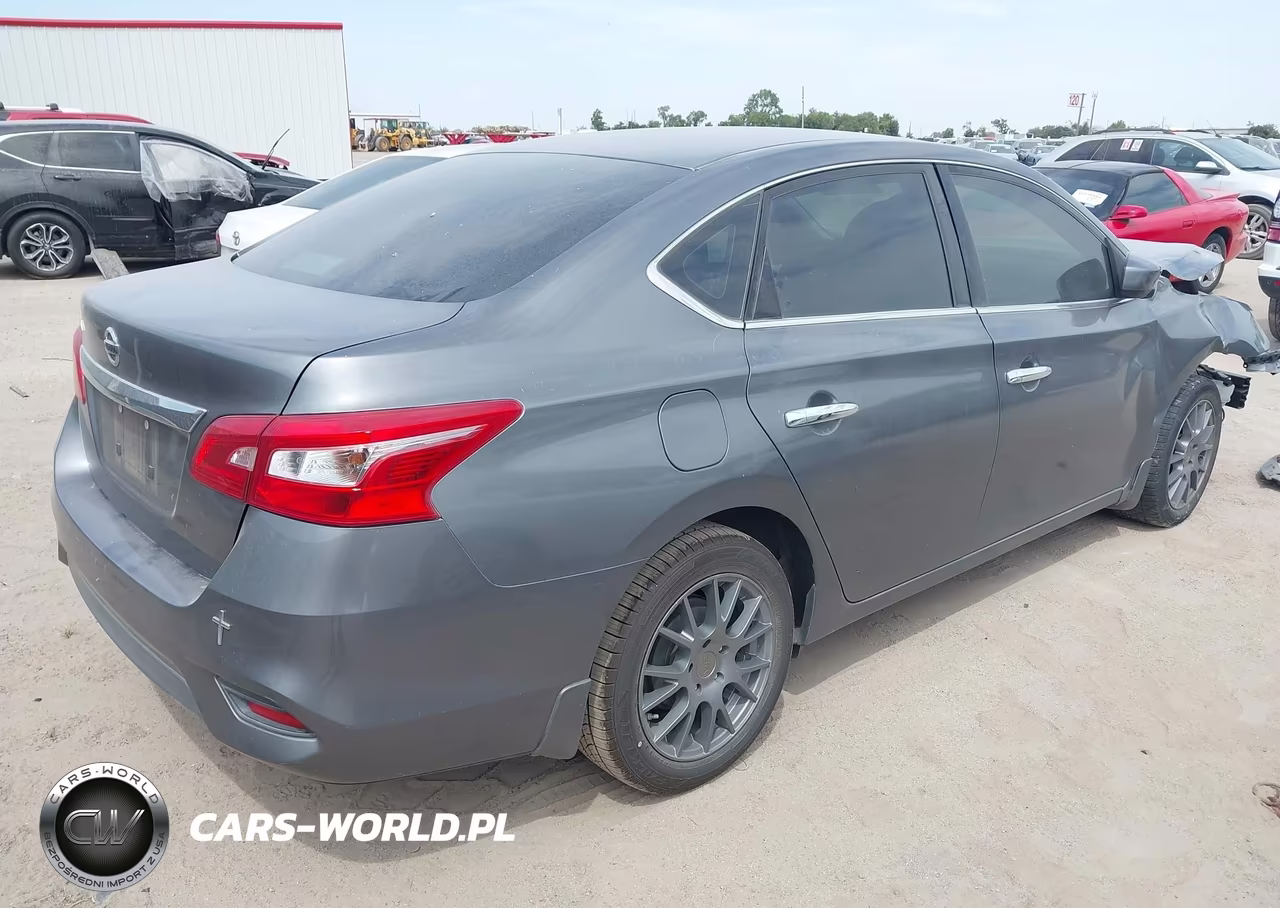 2016 Nissan Sentra S VIN:3N1AB7AP9GY290535 - 4