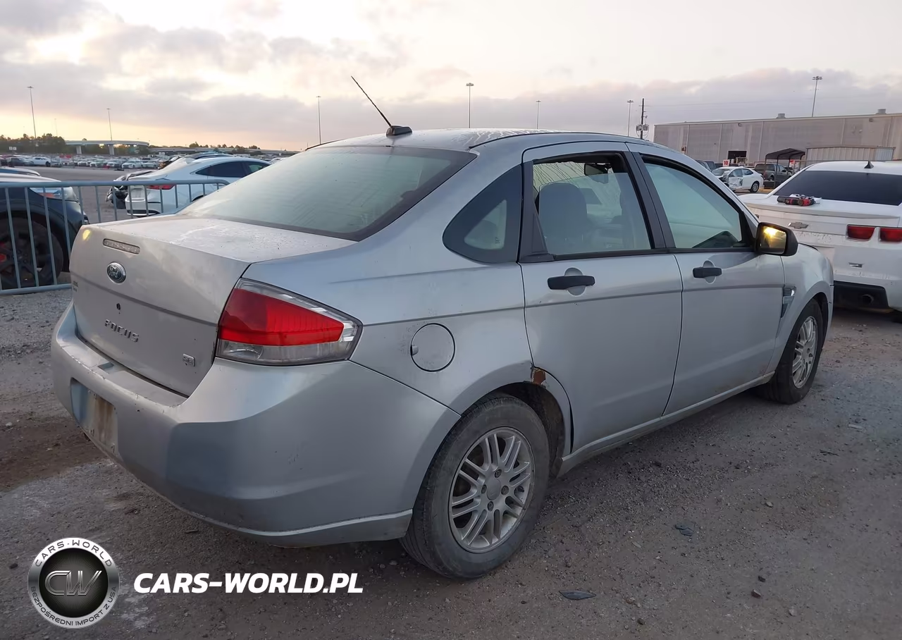 2008 Ford Focus Se-Ses VIN:1FAHP35N68W171421 - 4