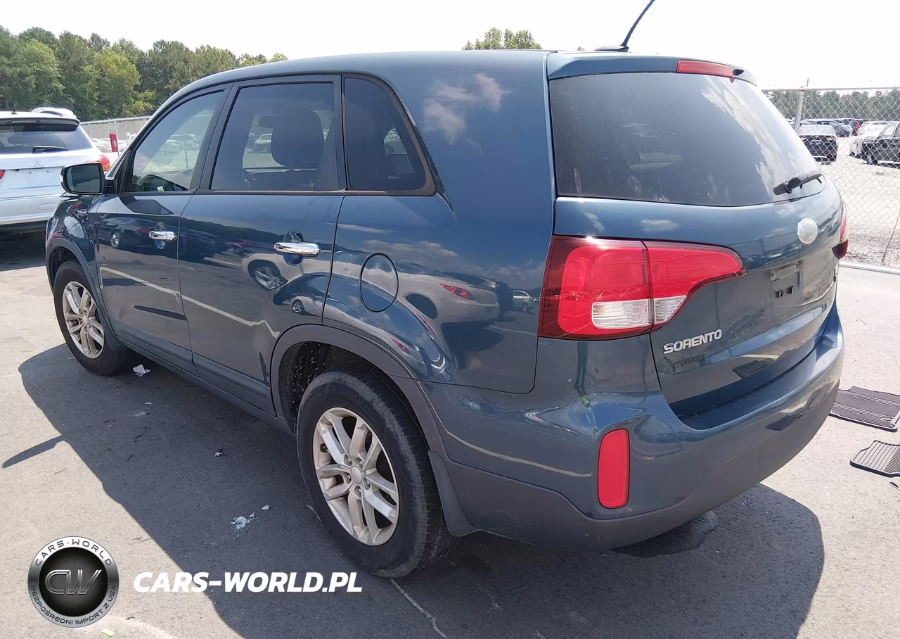 2014 Kia Sorento Lx VIN:5XYKT3A63EG429607 - 3