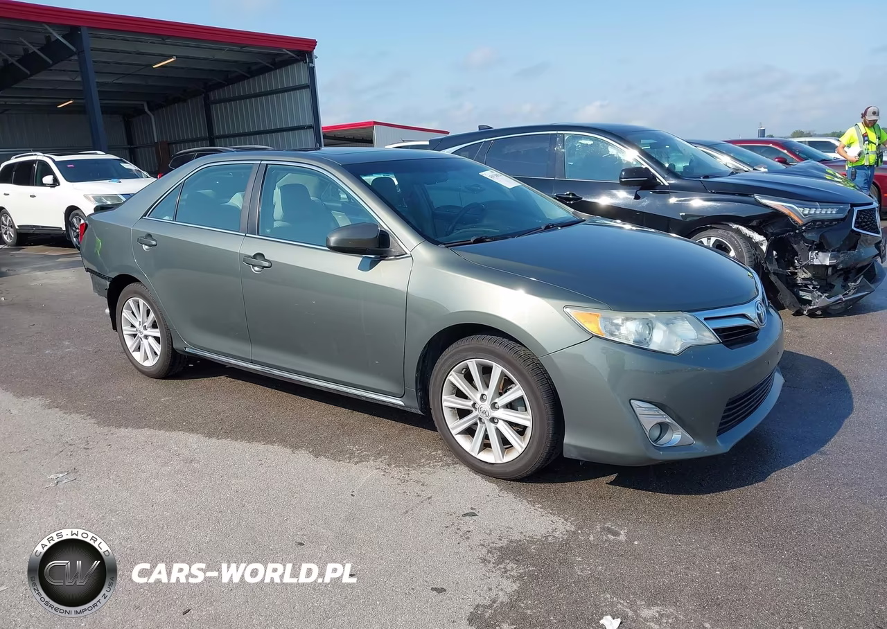 2012 Toyota Camry Xle – zdjęcie 1 z 16