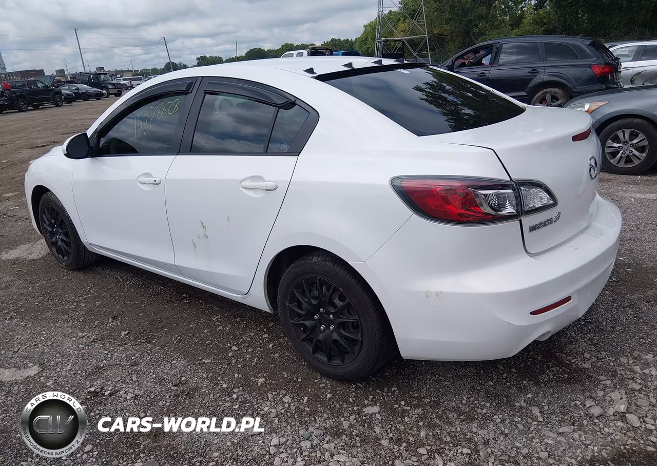 2013 Mazda Mazda3 I Sport VIN:JM1BL1U70D1829907 - 3