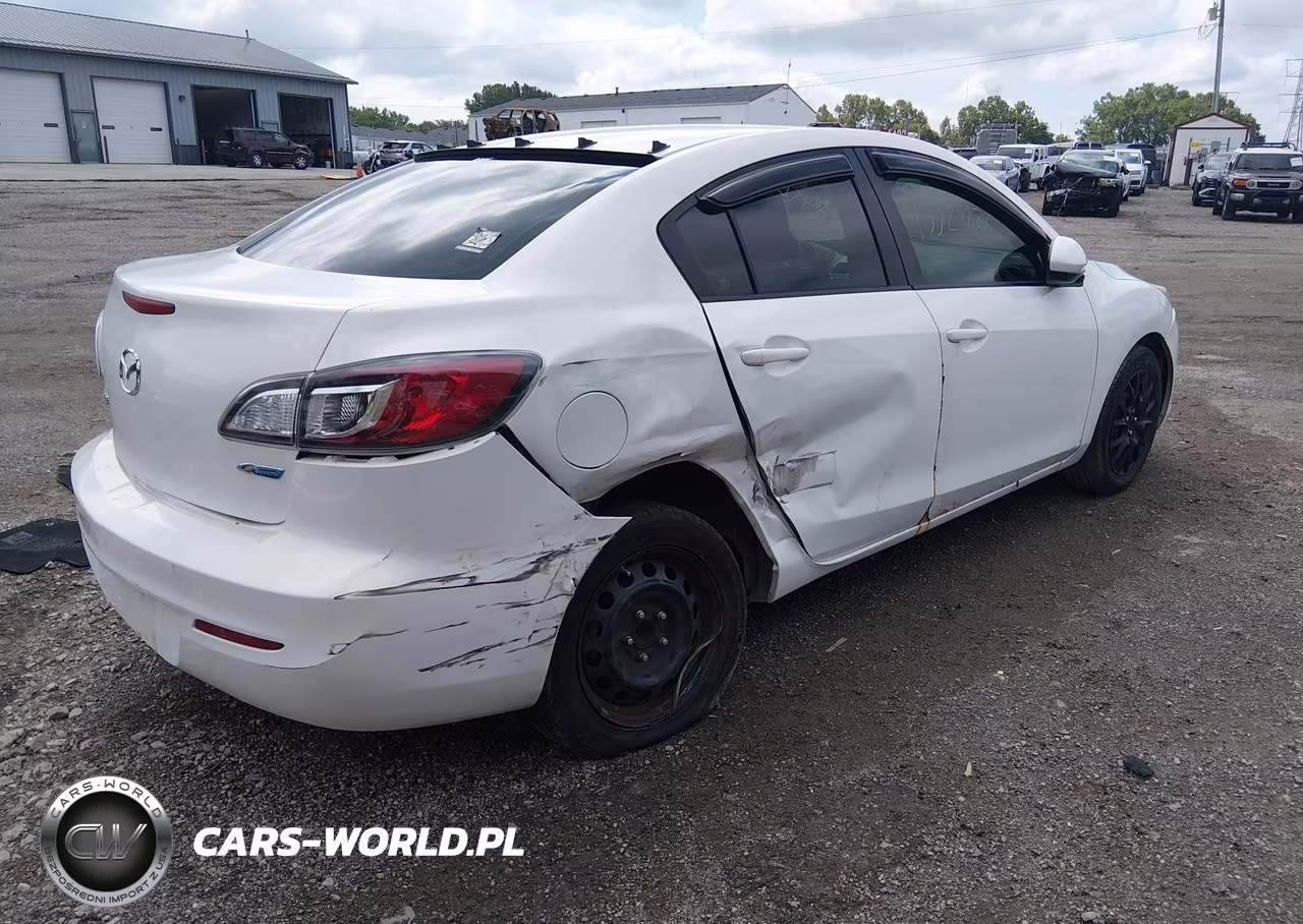 2013 Mazda Mazda3 I Sport VIN:JM1BL1U70D1829907 - 4