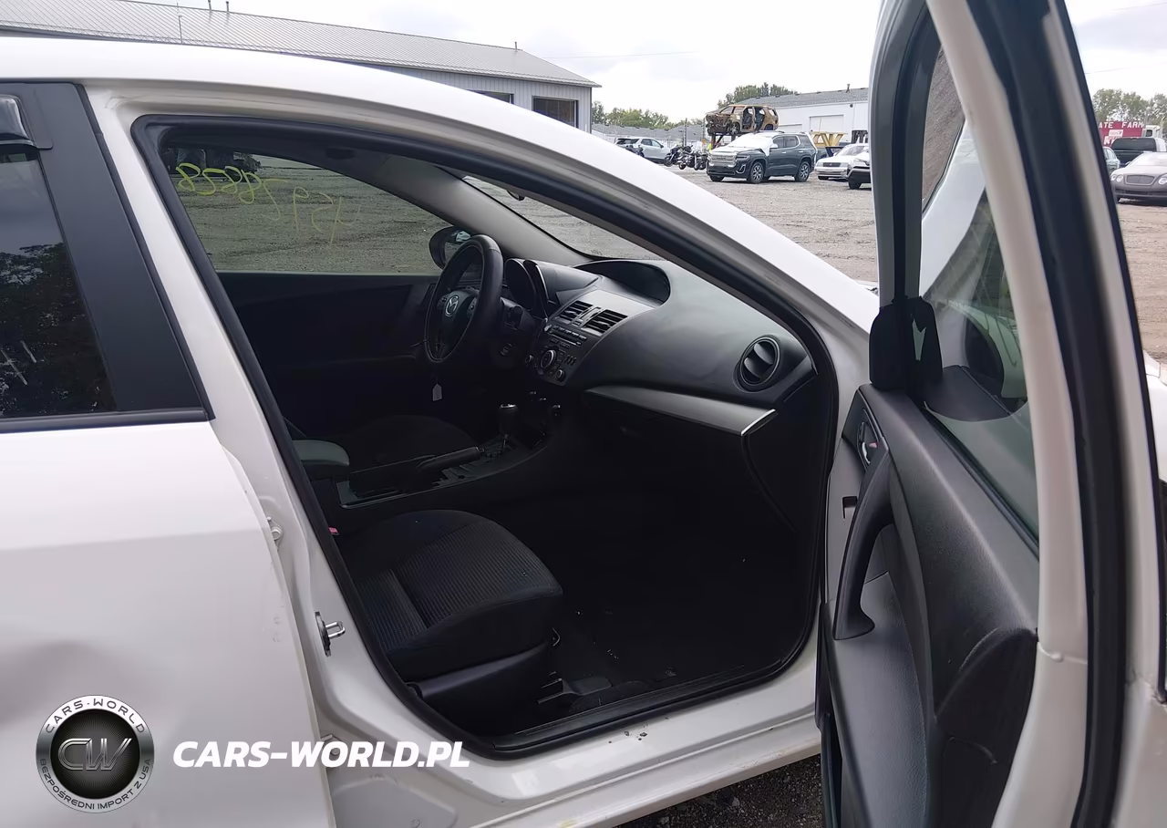 2013 Mazda Mazda3 I Sport VIN:JM1BL1U70D1829907 - 5