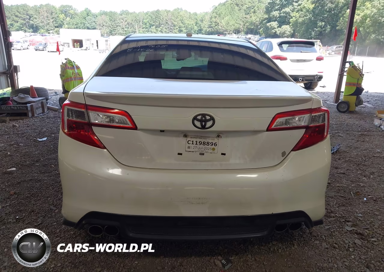 2014 Toyota Camry Se V6 VIN:4T1BK1FK6EU027605 - 16
