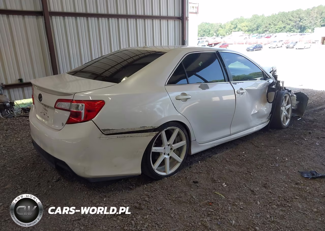 2014 Toyota Camry Se V6 VIN:4T1BK1FK6EU027605 - 4