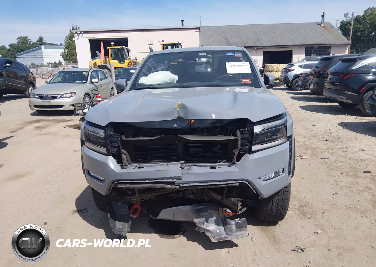 2024 Nissan Frontier Pro-4X 4X4 VIN:1N6ED1EKXRN669349 - 11