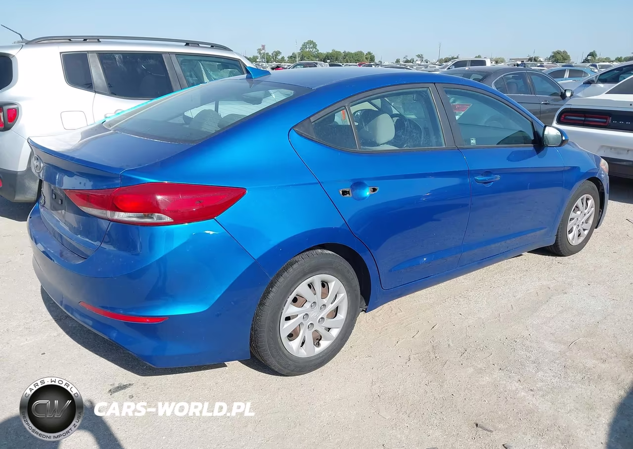 2017 Hyundai Elantra Se VIN:5NPD74LFXHH185807 - 4