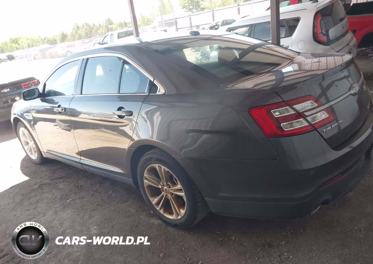 2018 Ford Taurus Sel VIN:1FAHP2E8XJG113932 - 3