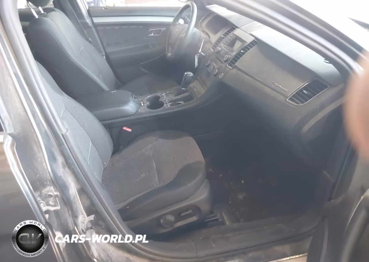 2018 Ford Taurus Sel VIN:1FAHP2E8XJG113932 - 5