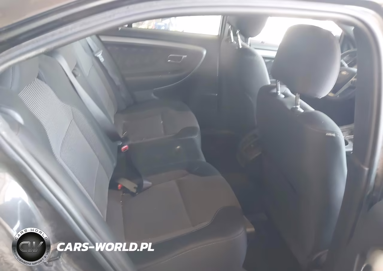 2018 Ford Taurus Sel VIN:1FAHP2E8XJG113932 - 8