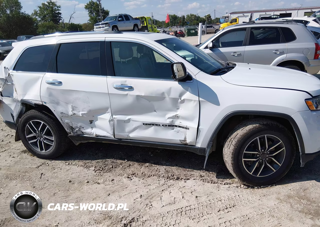 2021 Jeep Grand Cherokee Limited 4X4 VIN:1C4RJFBG3MC653766 - 13